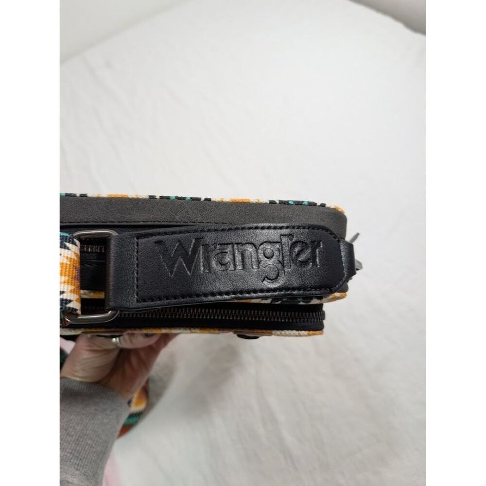 Wrangler southwestern crossbody purse with wallet pouch adjustable strap A4 - Picture 10 of 10